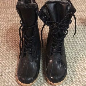 Snowboots! PRICE DROP 💋💋